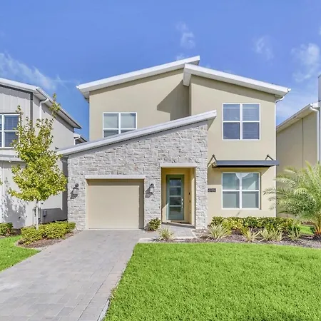 Dazzling 5Br Villa In Storey Lake With Pool & Spa 1528